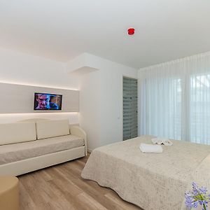 Deluxe Zimmer mit Kingsize-Bett